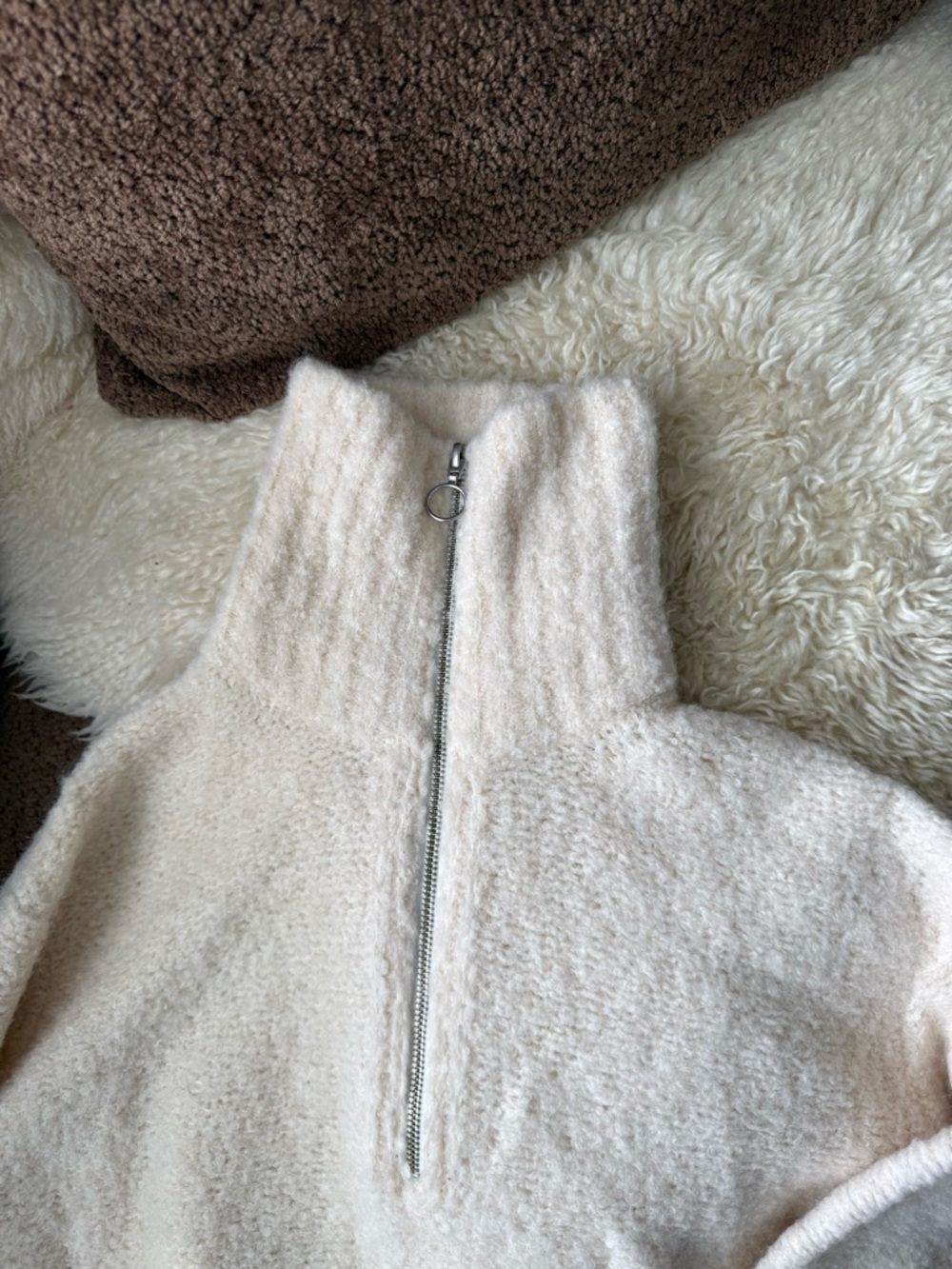 Aritzia Wilfred Free Gwyneth Sweater - Picture 3 of 7